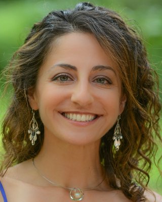 Melissa Nicolaou Melissa Nicolaou